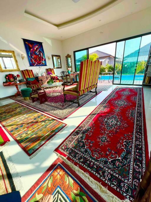 Colorful Pool Villa, Chiang Rai, Thailand Exteriér fotografie
