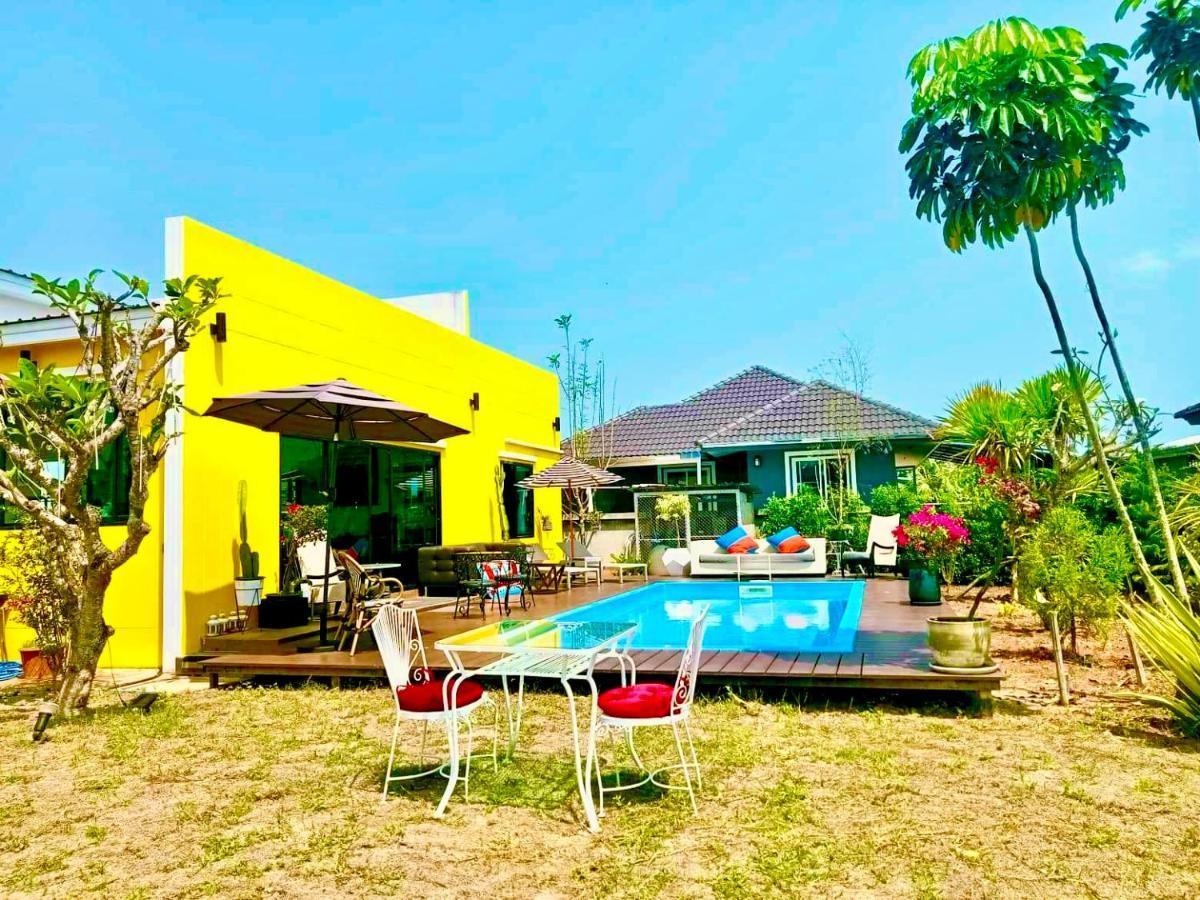 Colorful Pool Villa, Chiang Rai, Thailand Exteriér fotografie